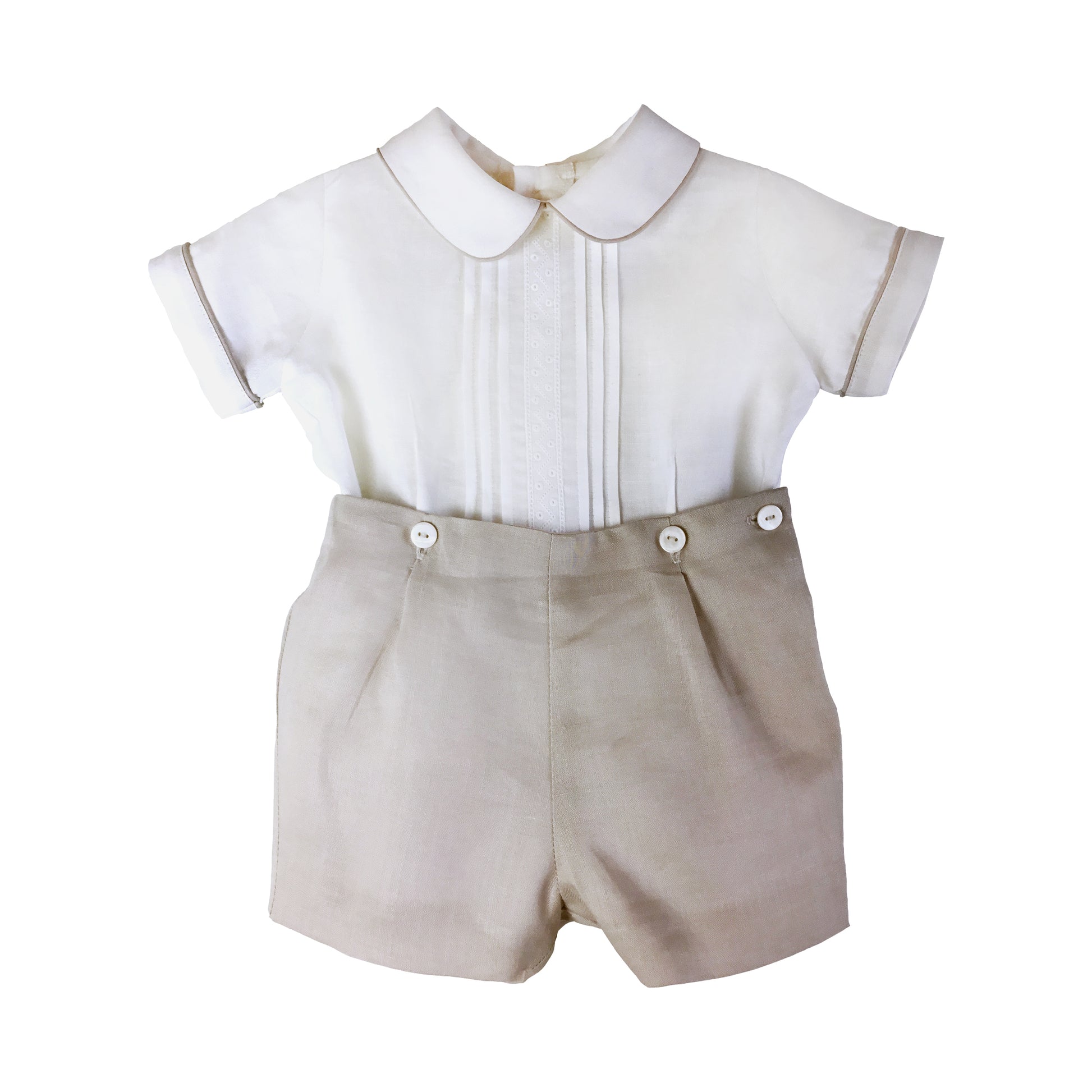 Camisa par niño con alforzas y bermuda beige